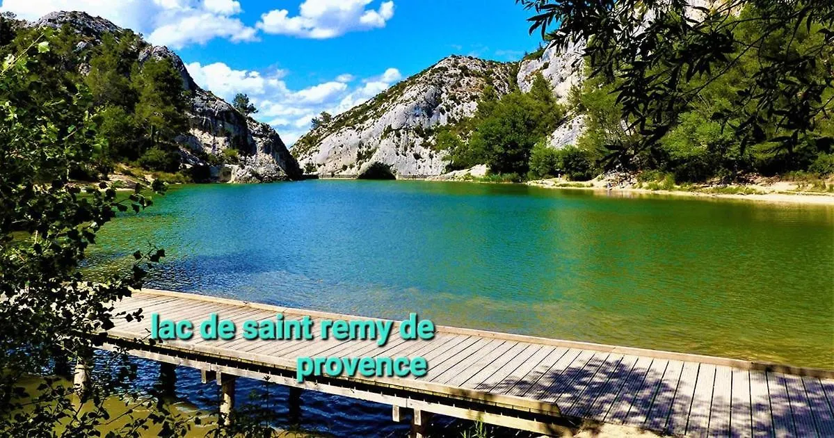 Holiday home Maison De Village Renovee Molleges