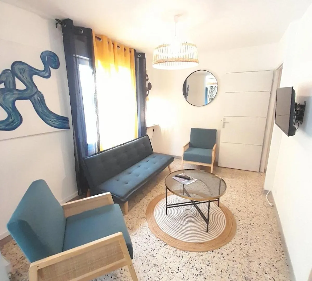 Holiday home Maison De Village Renovee Molleges